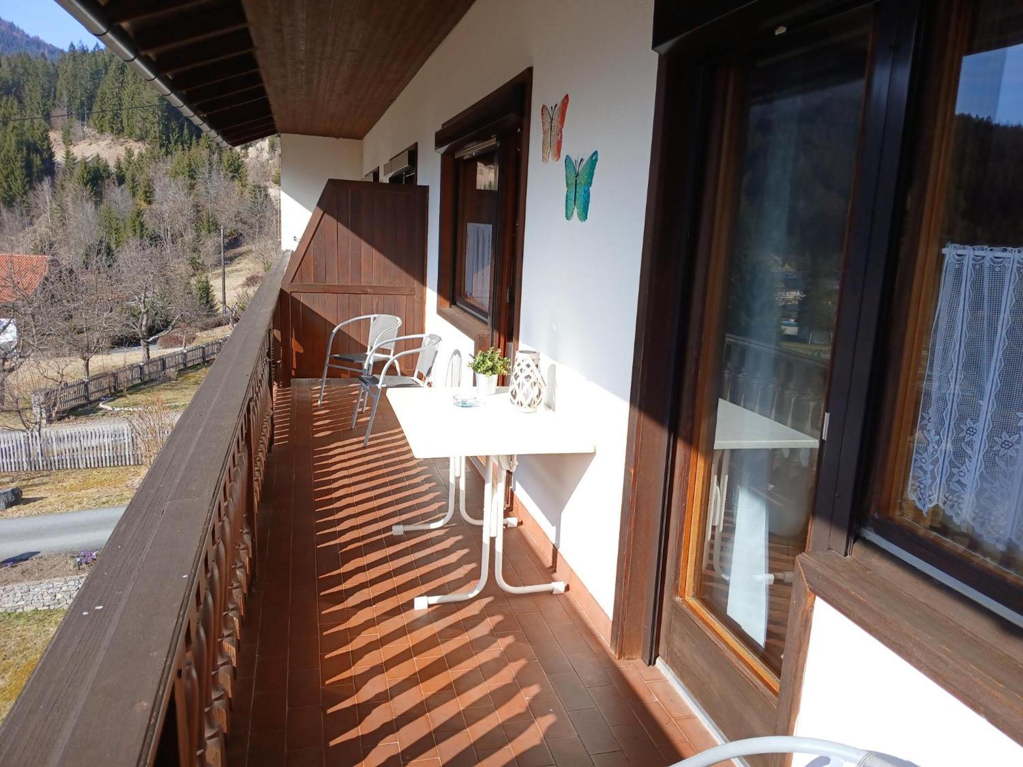 Pension & Apartments Вайсбриах Екстериор снимка